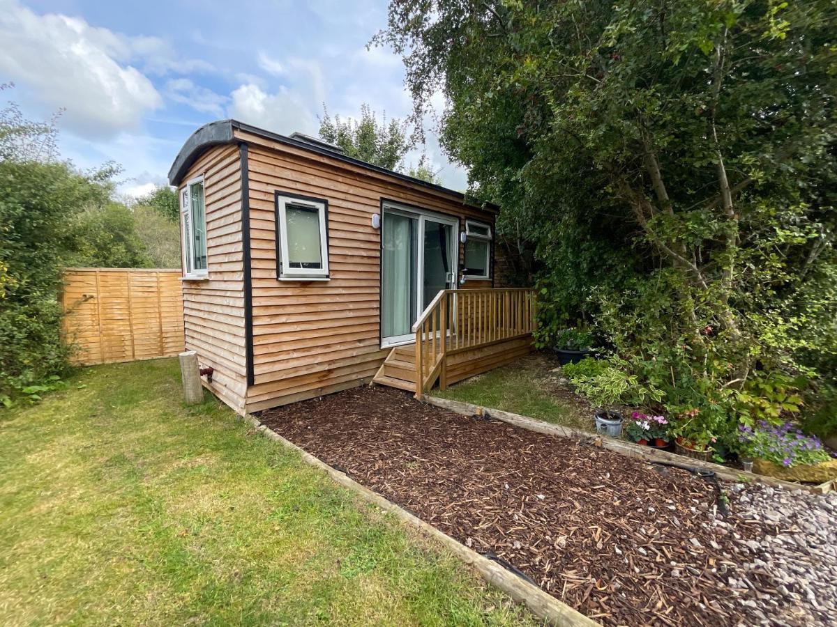 Shepherds Hut Bath Wick  Екстер'єр фото